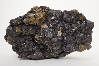 Esfarelita, um dos minerais de onde se extrai o zinco